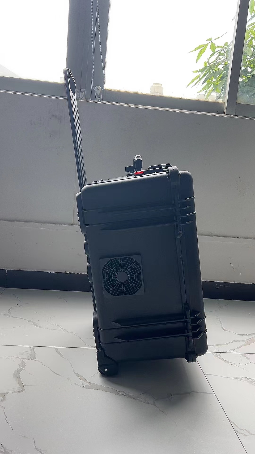 运粮湖管理区手拉箱型移动通信干扰器